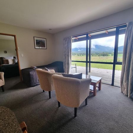Lewis Pass Motels Springs Junction Экстерьер фото