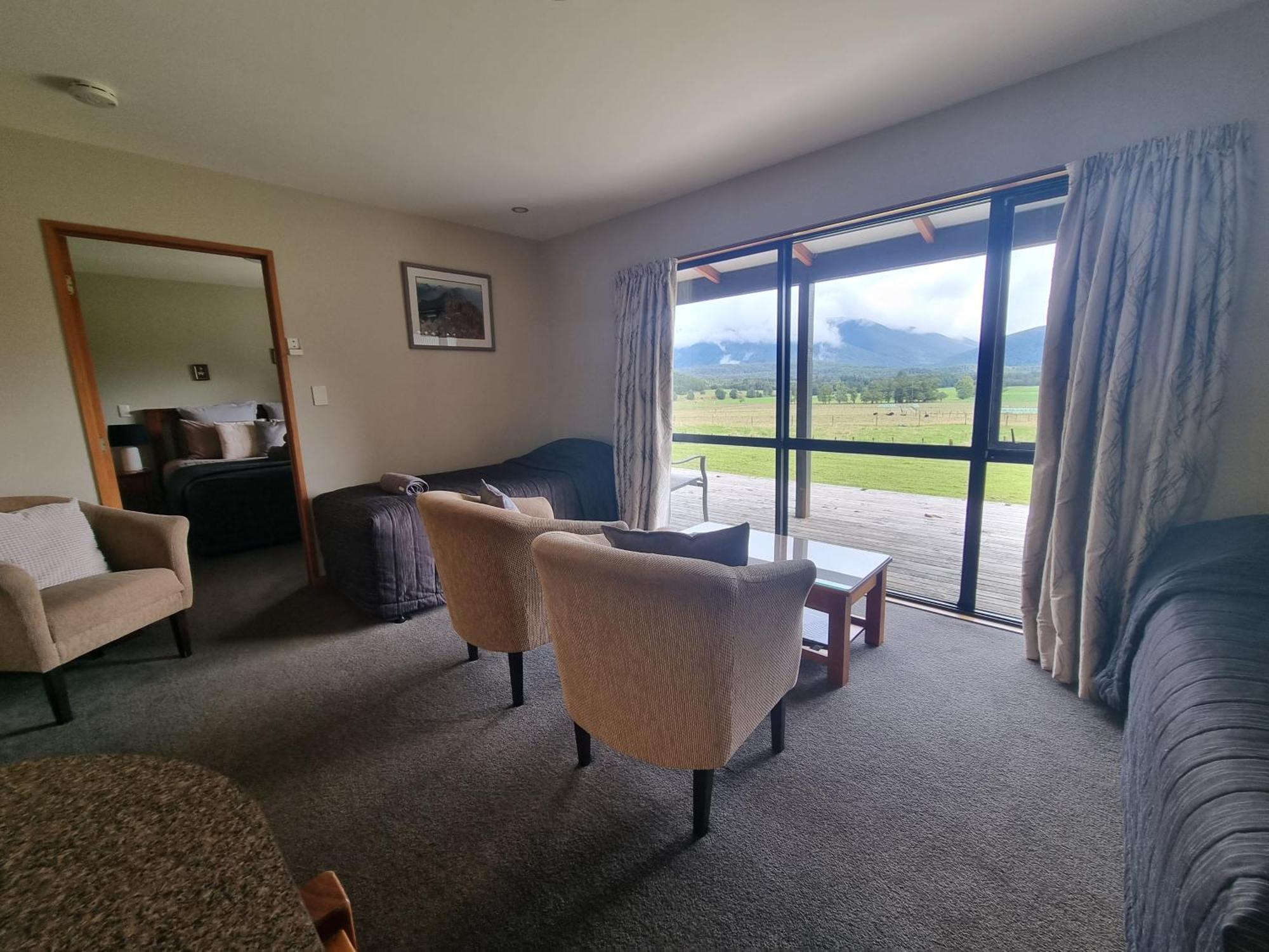 Lewis Pass Motels Springs Junction Экстерьер фото